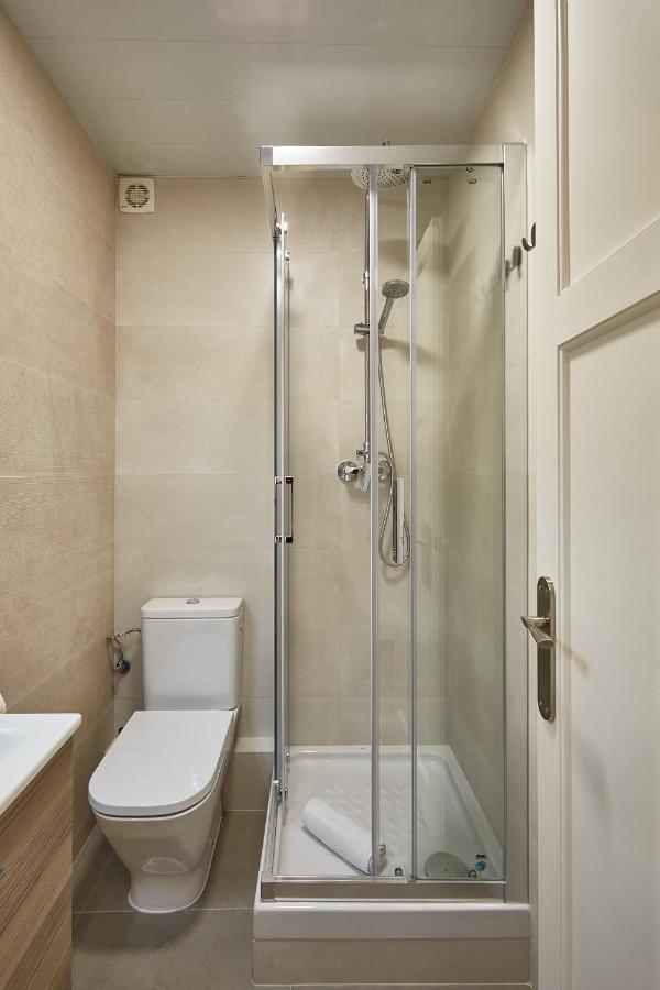 דירות Bbarcelona Calabria Flat מראה חיצוני תמונה